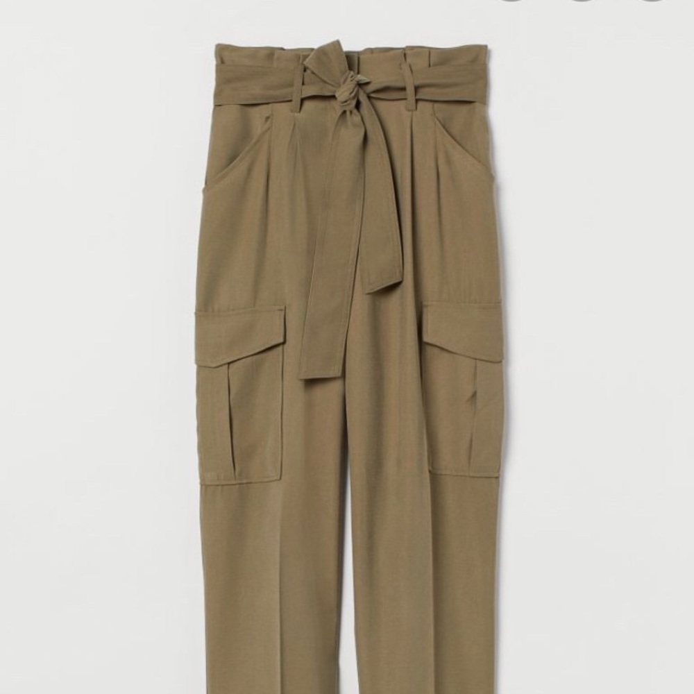 Paper bag cargo pants NWT